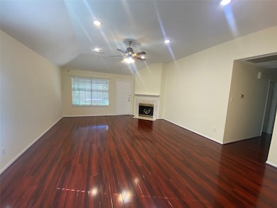 8227 Summertree Dr, Houston, TX 77040 - photo 5