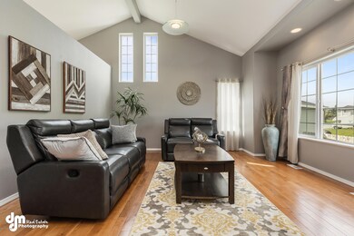 Living Room Front-ELK05236-FULL