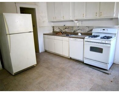31 Plymouth St unit 2, Cambridge, MA 02141 - photo 3