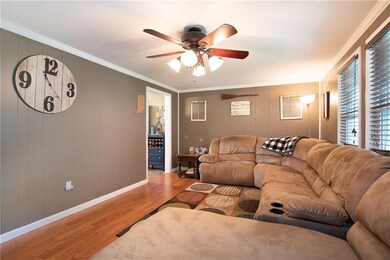 728 Floyd Ave, Versailles, IN 47042 - photo 6