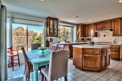 The kitchen and breakfast nook area.