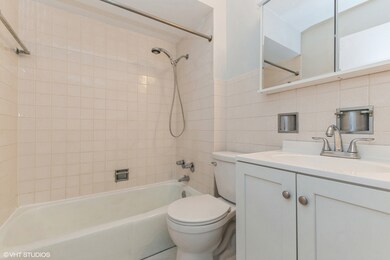 unlisted-address, Bridgeview, IL 60455 - photo 7