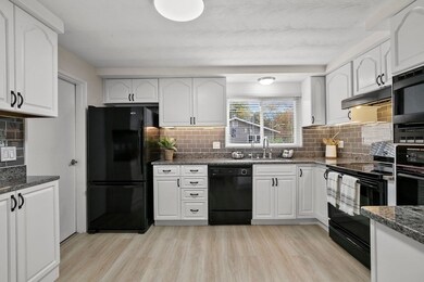 26 Doris Rd, Framingham, MA 01701 - photo 3