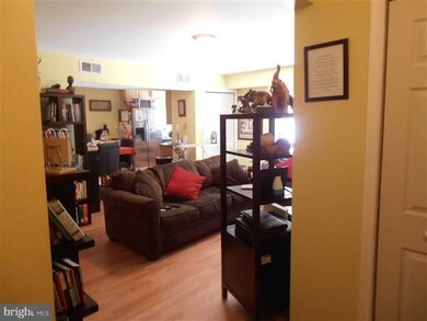 12223 Stevenson Ct unit 1, Woodbridge, VA 22192 - photo 4