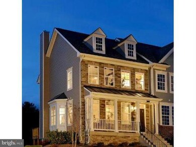 21905 Weeping Willow Ln unit A, Lexington Park, MD 20653 - photo 2