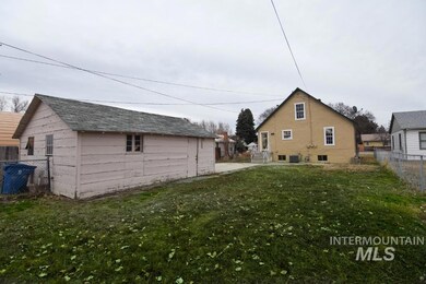 611 S Diamond St, Nampa, ID 83686 - photo 4