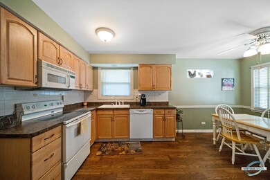 1430 Suffolk Ave, Westchester, IL 60154 - photo 4