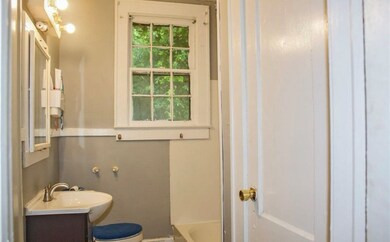 222&220 E Brooks St, Kingstree, SC 29556 - photo 7