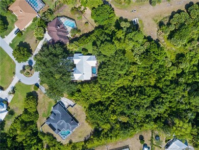 One FULL ACRE of Privacy