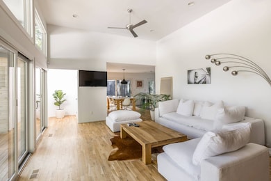 4 Hollow Tree Ln, East Hampton, NY 11937 - photo 5