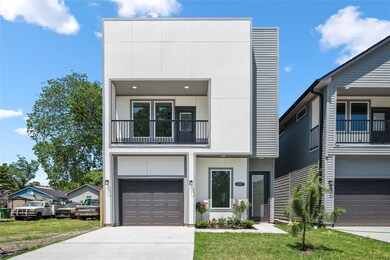 6527 Cohn St, Houston, TX 77091 - photo 2