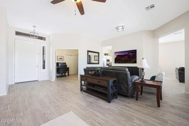 25430 N Hackberry Dr, Phoenix, AZ 85083 - photo 4