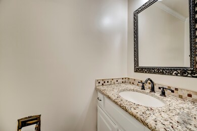 1116 Wickham Ct, Naperville, IL 60540 - photo 3