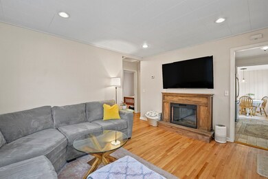 39 Moss Ave, Holyoke, MA 01040 - photo 6