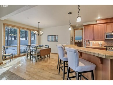19453 Pond Meadow Ave, Bend, OR 97702 - photo 6