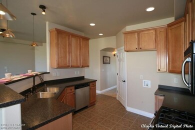 Kitchen Pic2