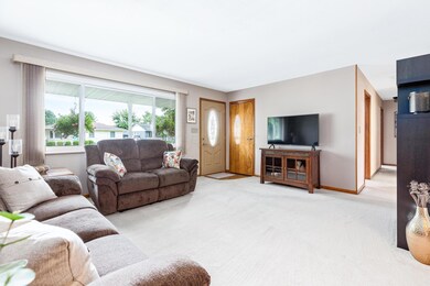 4184 Seigman Ave, Columbus, OH 43213 - photo 7