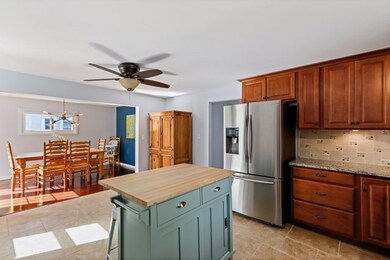 406 Crescent St, Wheaton, IL 60187 - photo 7