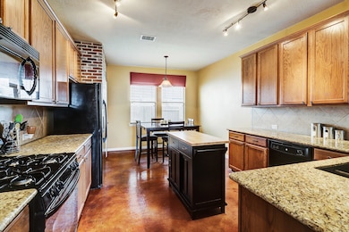 7902 Audubon Springs Dr, Houston, TX 77040 - photo 6