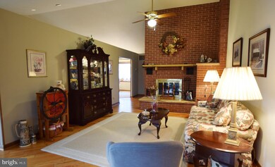 198 Sellers Dr, Sykesville, MD 21784 - photo 7