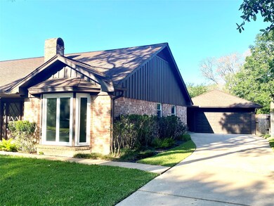 2008 Meadow Ln, Richmond, TX 77469 - photo 4