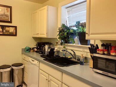 610 Madison St unit 205, Alexandria, VA 22314 - photo 7