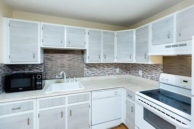 800 County St unit 24, Taunton, MA 02780 - photo 3