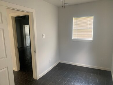 5204 Gano St unit B, Houston, TX 77009 - photo 7