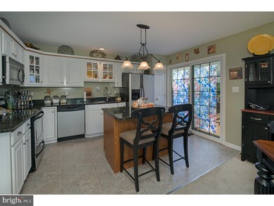 1014 Highview Ct, Temple, PA 19560 - photo 5