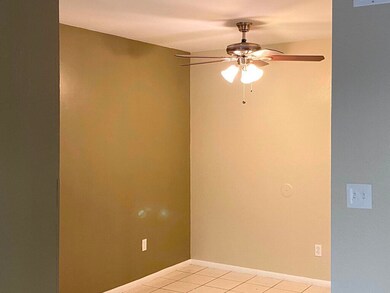 10640 Cuatro Vistas Dr unit B, El Paso, TX 79935 - photo 5