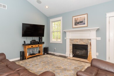 9377 Highland View-6
