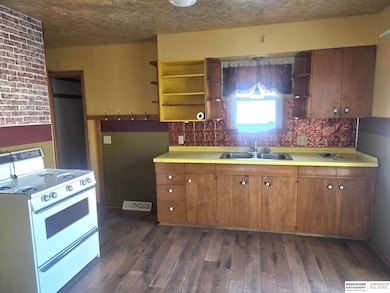 15104 Rock Bluff Ave, Plattsmouth, NE 68048 - photo 6