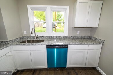 117 N Church St, Waynesboro, PA 17268 - photo 4