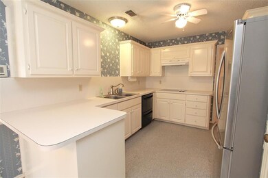 8804 Hilary Ct, North Richland Hills, TX 76182 - photo 6