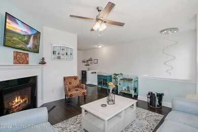 21 Melanie Way unit 201, Manahawkin, NJ 08050 - photo 6