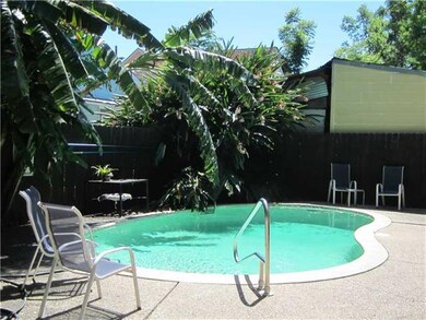 Swimming Pool/Hot Tub/Sauna.