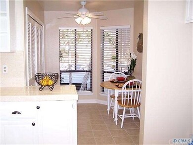 Adorable dining area off kitchen