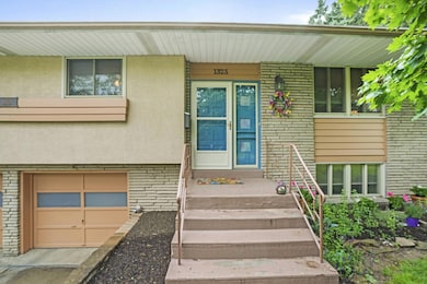 1325 Sunbury Rd, Columbus, OH 43219 - photo 5