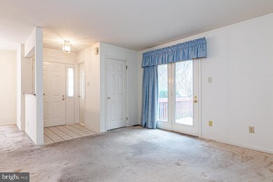146 W Thomas Ct, Kennett Square, PA 19348 - photo 3