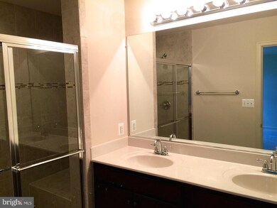 6677 Bartrams Forest Ln, Haymarket, VA 20169 - photo 6