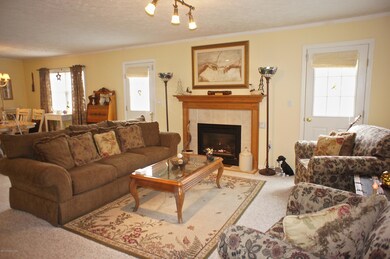 120 Covey Ln, Drums, PA 18222 - photo 3