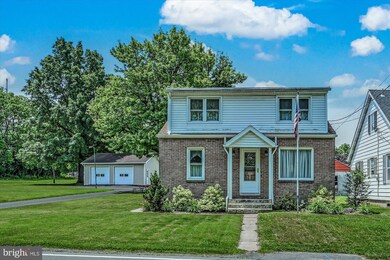 1401 Old Fritztown Rd, Reading, PA 19608 - photo 2