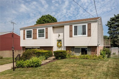 700 Snyder St, Conway, PA 15027 - photo 3