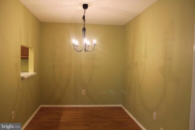 84 Cheverny Ct, Trenton, NJ 08619 - photo 3