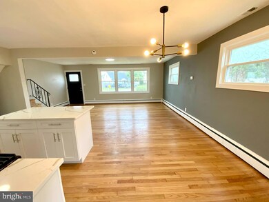 300 N Hammonds Ferry Rd, Linthicum Heights, MD 21090 - photo 5