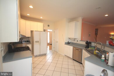 22 Inverness Ln, East Windsor, NJ 08520 - photo 3