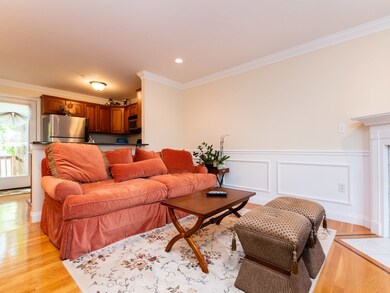 110 Chestnut St unit 3, Waltham, MA 02453 - photo 6