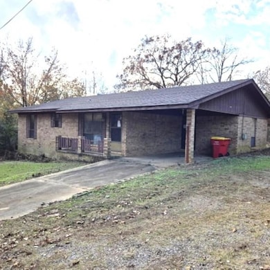 51 Smith St, Morrilton, AR 72110 - photo 2