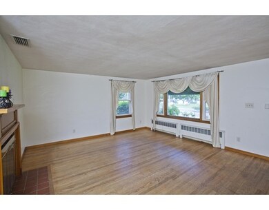 612 Pleasant St, Holyoke, MA 01040 - photo 6