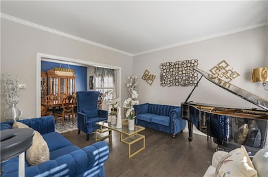 900 Secret Cove Dr, Sugar Hill, GA 30518 - photo 4